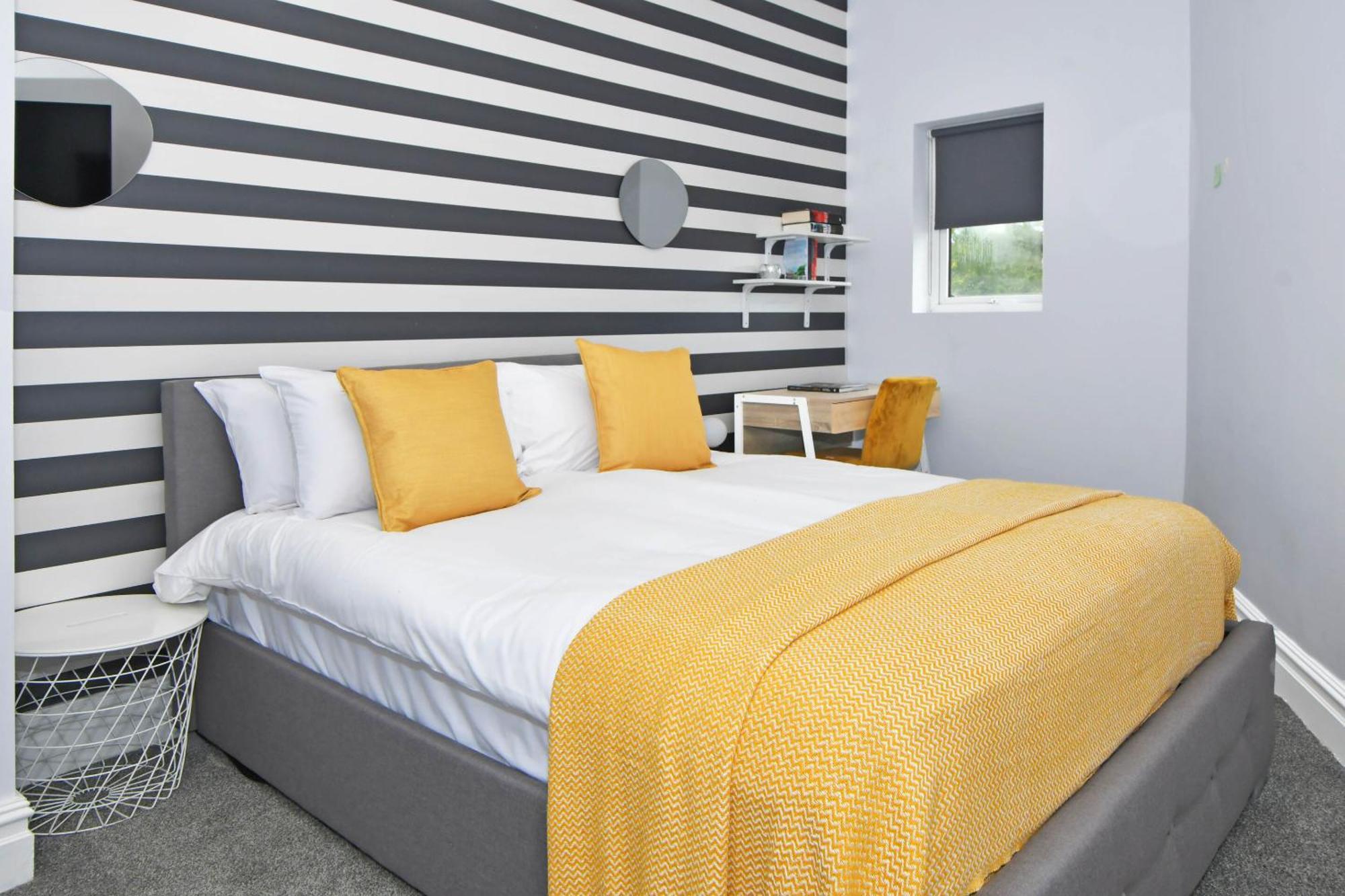 Guest house One Battison - Affordable Rooms, & In On Trent *